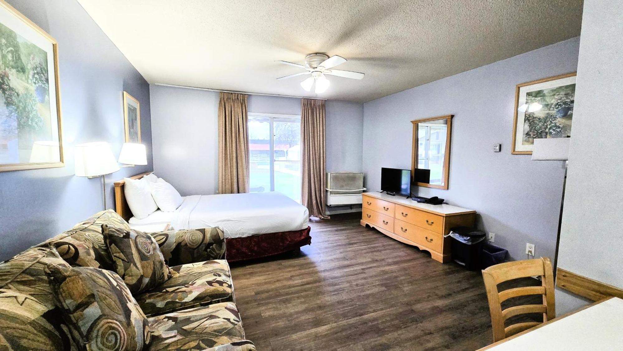 Okanagan Seasons Resort Келоуна Екстериор снимка